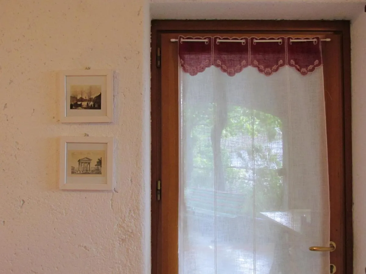 Casa Marta&Gino Apartment Carbuta