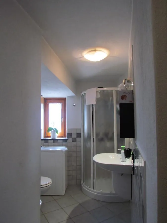 Casa Marta&Gino Apartment Carbuta